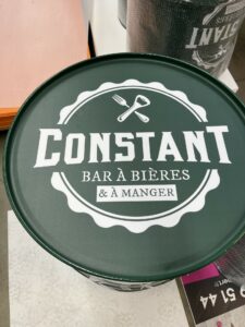 Impression et pose stickers Bar Constant Angers