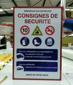 Panneau consignes de sécurité